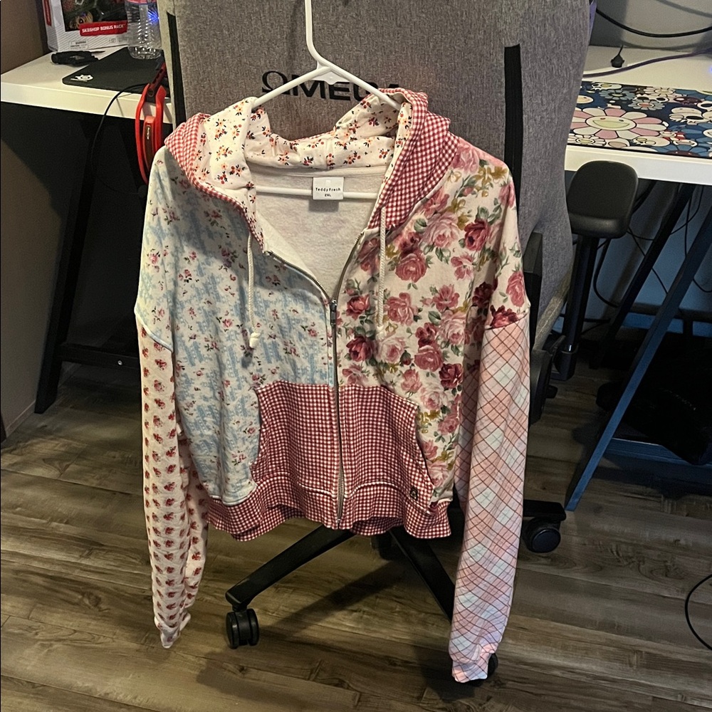 Teddy Fresh Women's Patchwork Cropped Zip-Up Rose Multi